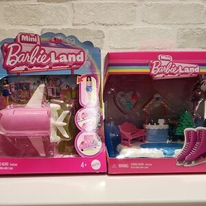 Barbie Land Mini Playset with Pink Airplane